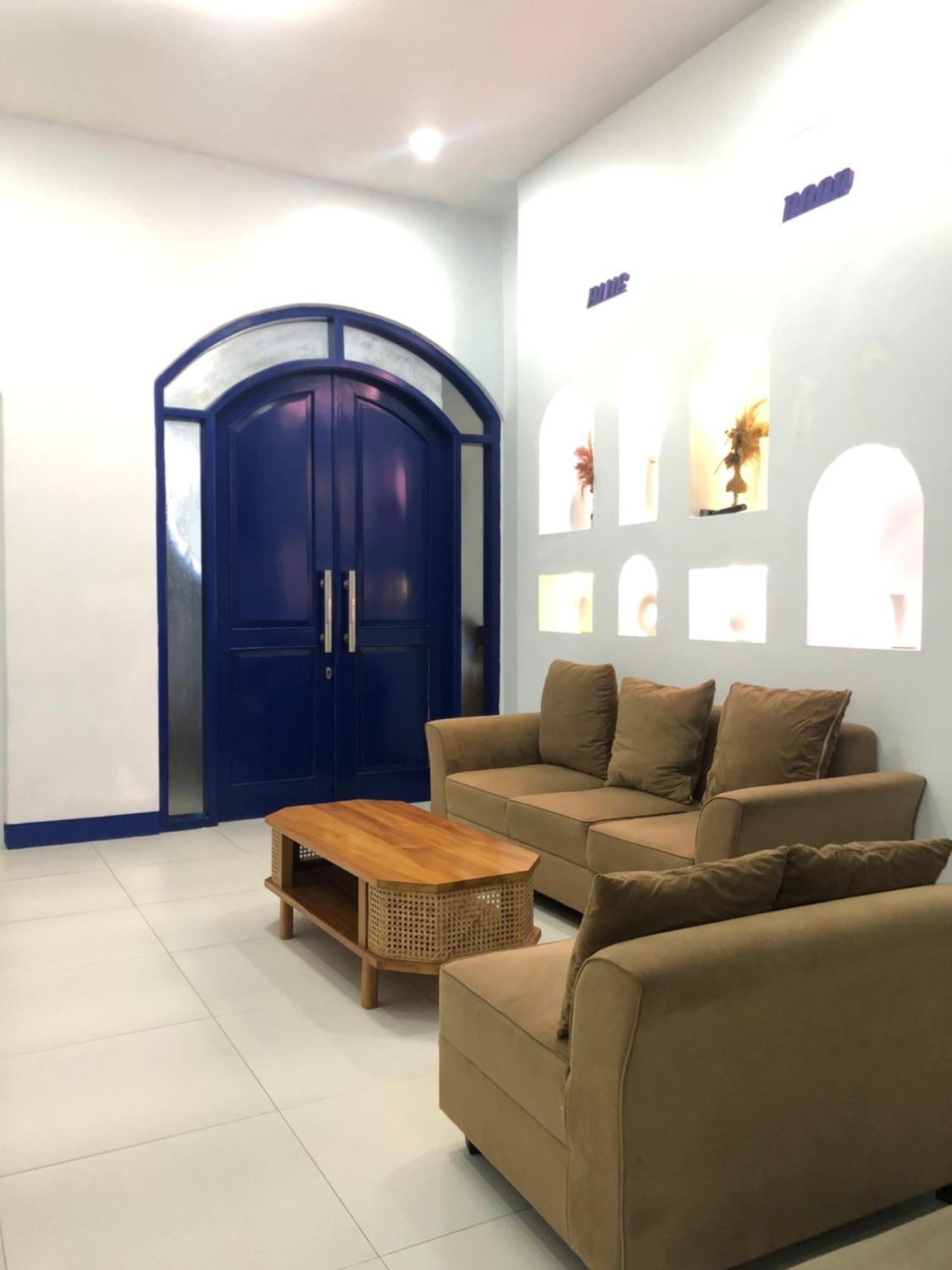 Villa Blue Door, Puncak Pondok Cipaseban Buitenkant foto