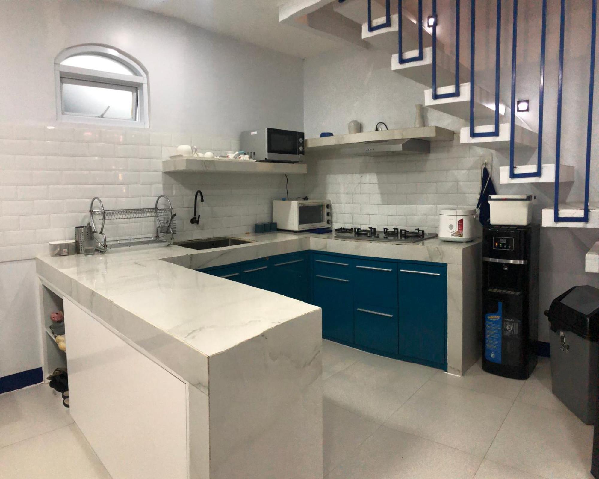 Villa Blue Door, Puncak Pondok Cipaseban Buitenkant foto